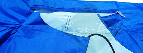 Nylon waterproof rainwear drawing string hood on collar